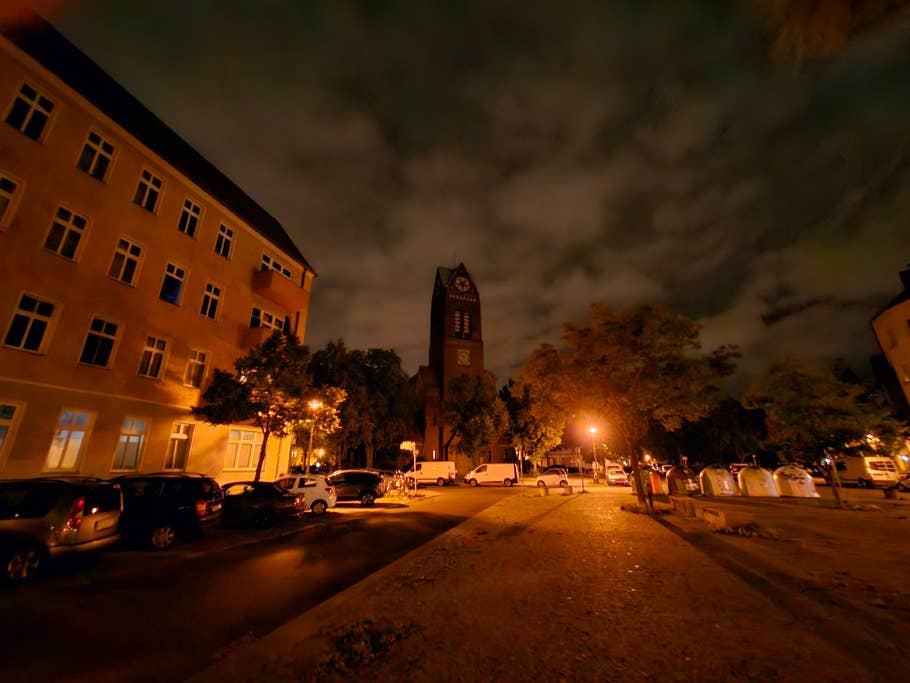 Samsung Galaxy Z Fold 5: Objectif ultra-grand angle (0,6x)- Mode nuit