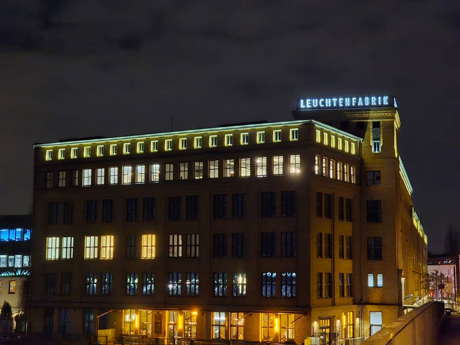 Samsung Galaxy S24+: Téléobjectif (3x) - Mode nuit