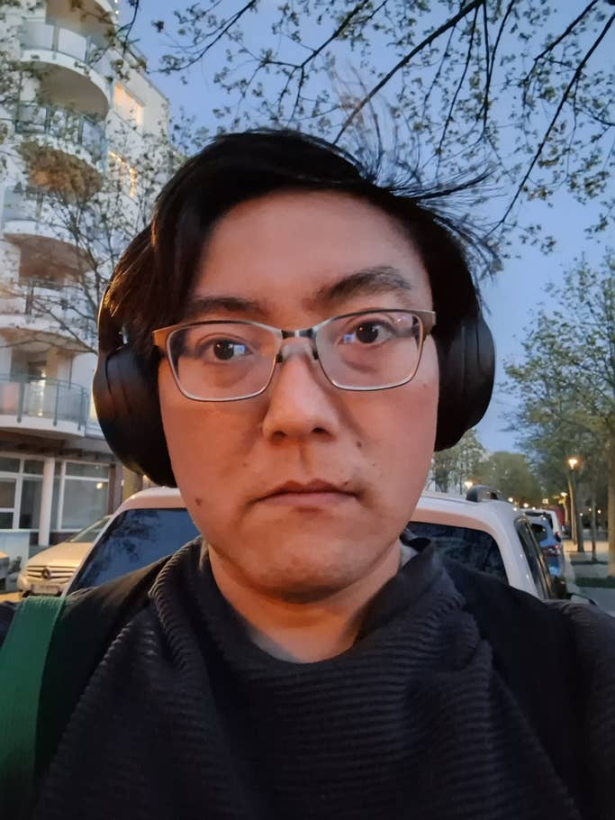 Samsung Galaxy A26: Selfie ultra-grand angle - Mode nuit