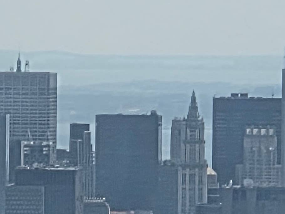 Samsung Galaxy Z Fold 7 : Téléobjectif (zoom numérique 30x)