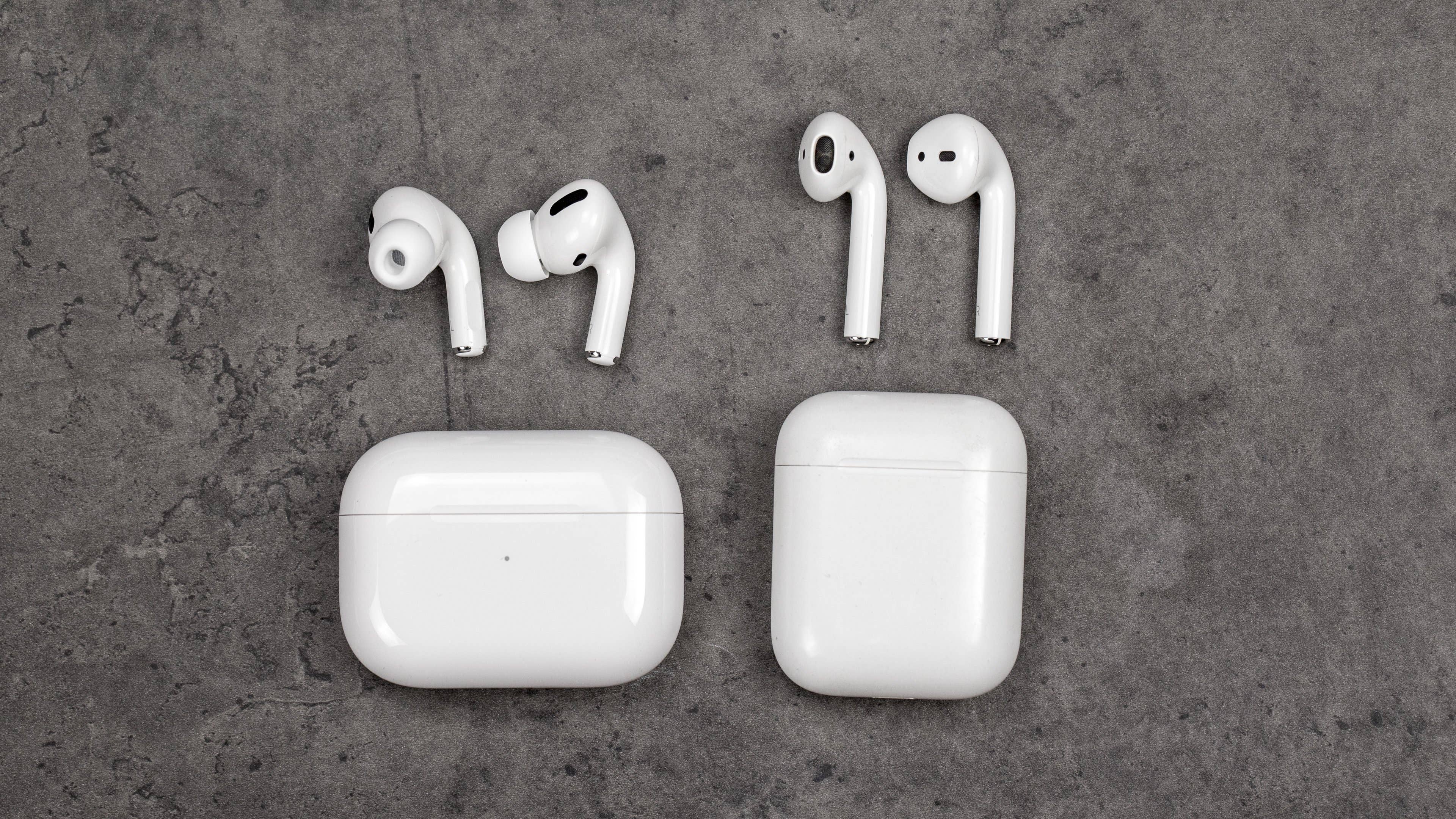 Les modèles AirPods et AirPods Pro sont tous deux sujets à des problèmes de connexion. Les modèles AirPods et AirPods Pro sont tous deux sujets à des problèmes de connexion.