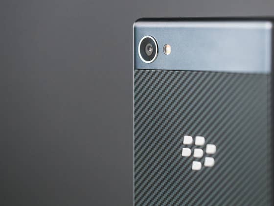 Test du BlackBerry Motion : un smartphone efficace mais sans saveur