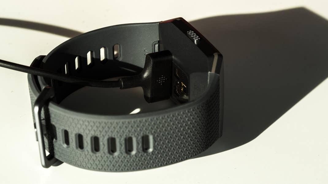 AndroidPIT fitbit ionic 3555