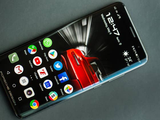 On a essay&eacute; le lecteur d’empreintes digitales sous l&rsquo;&eacute;cran (et on a ador&eacute;)