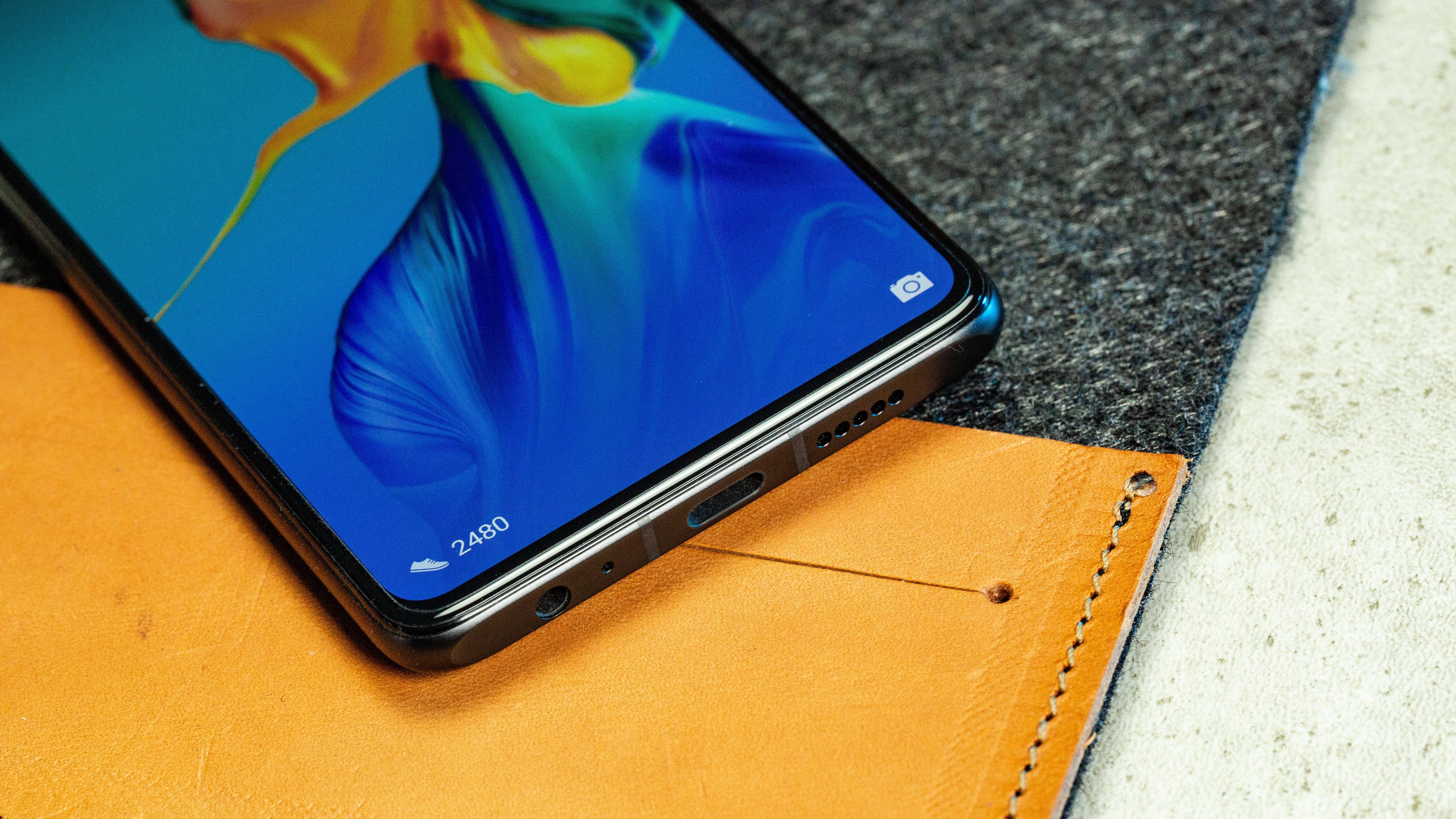 AndroidPIT huawei p30 connectors