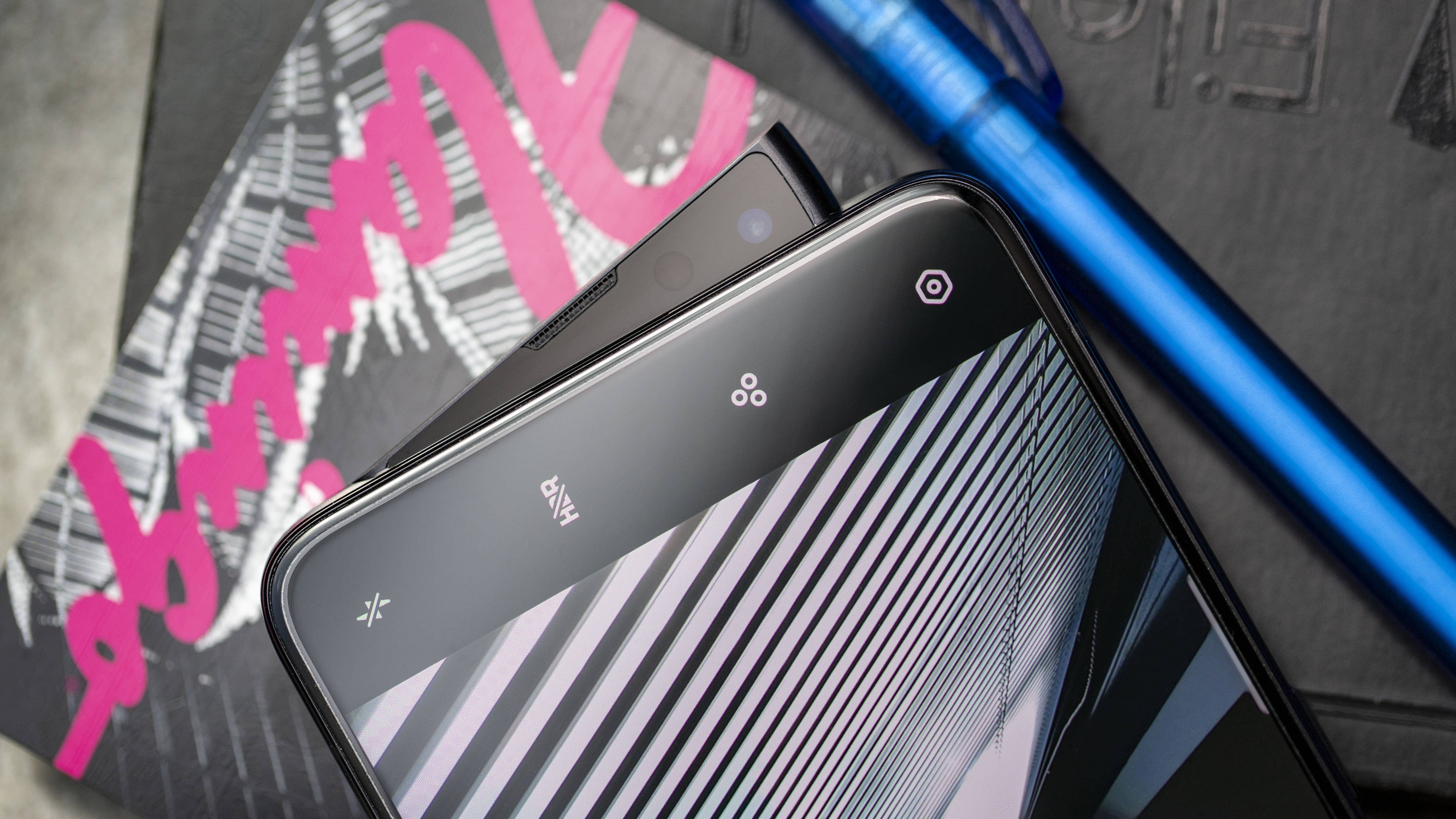 AndroidPIT oppo reno 10x shark fin front