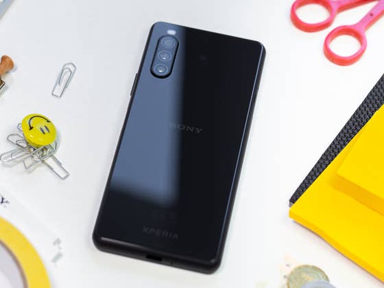 Test du Sony Xperia 10 II: Des am&eacute;liorations de long (mais pas assez) en large
