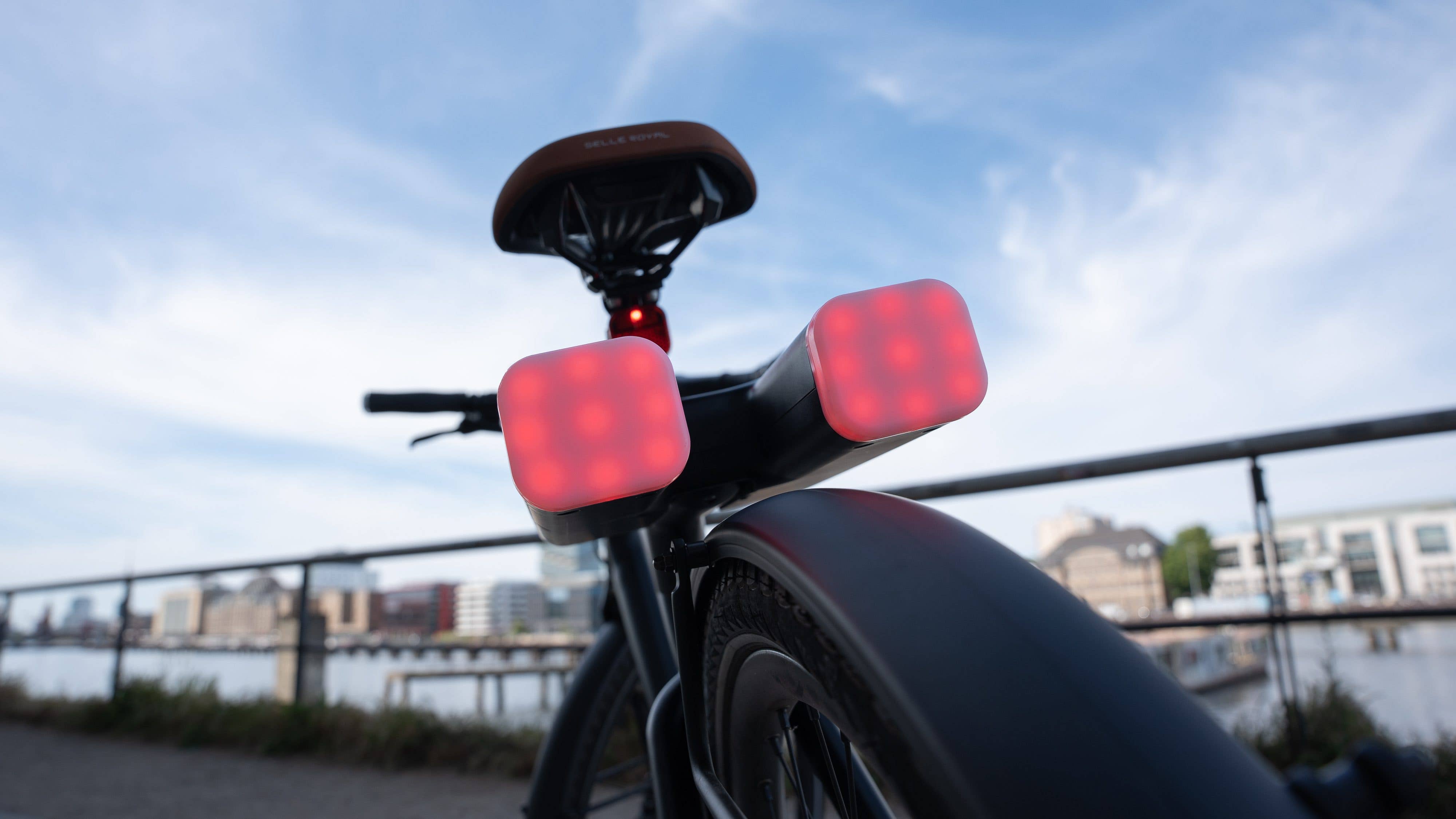 Angell M Cruiser Batterie et feu arrière