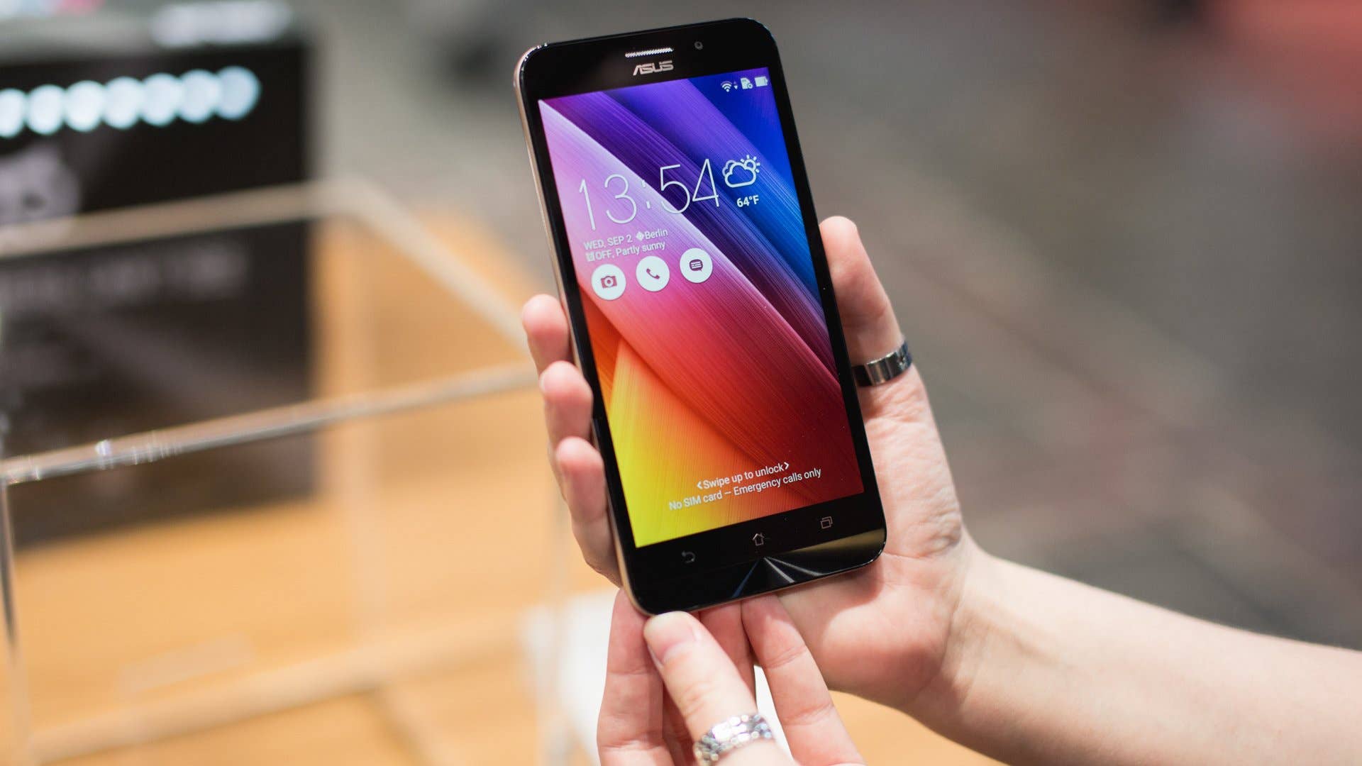 Asus Zenfone Max hands on 1
