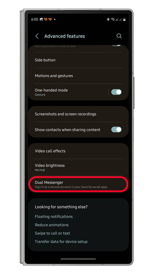Écran des paramètres montrant la fonction u0027Dual Messengeru0027 pour le clonage du0027applications.