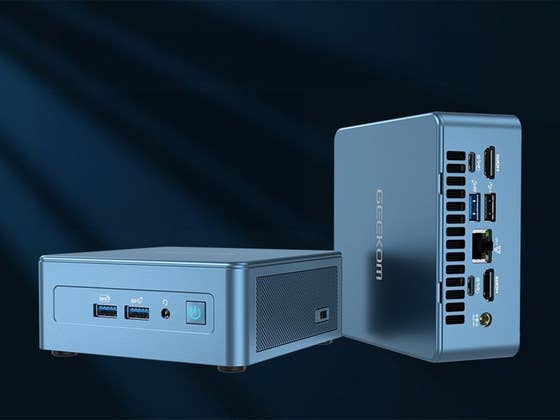 Pas de place sur votre bureau? Achetez ce mini-PC de Geekom pour moins de 700€