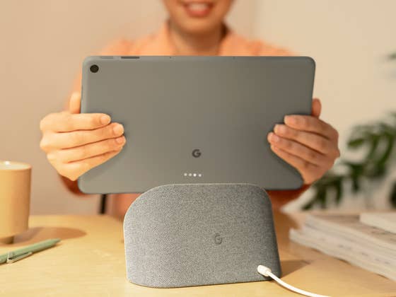 La Google Pixel Tablet est enfin lancée: Une tablette hybride avec un magnifique écran
