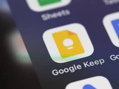 Gros plan sur l'écran d'un smartphone montrant l'icône de l'application Google Keep.