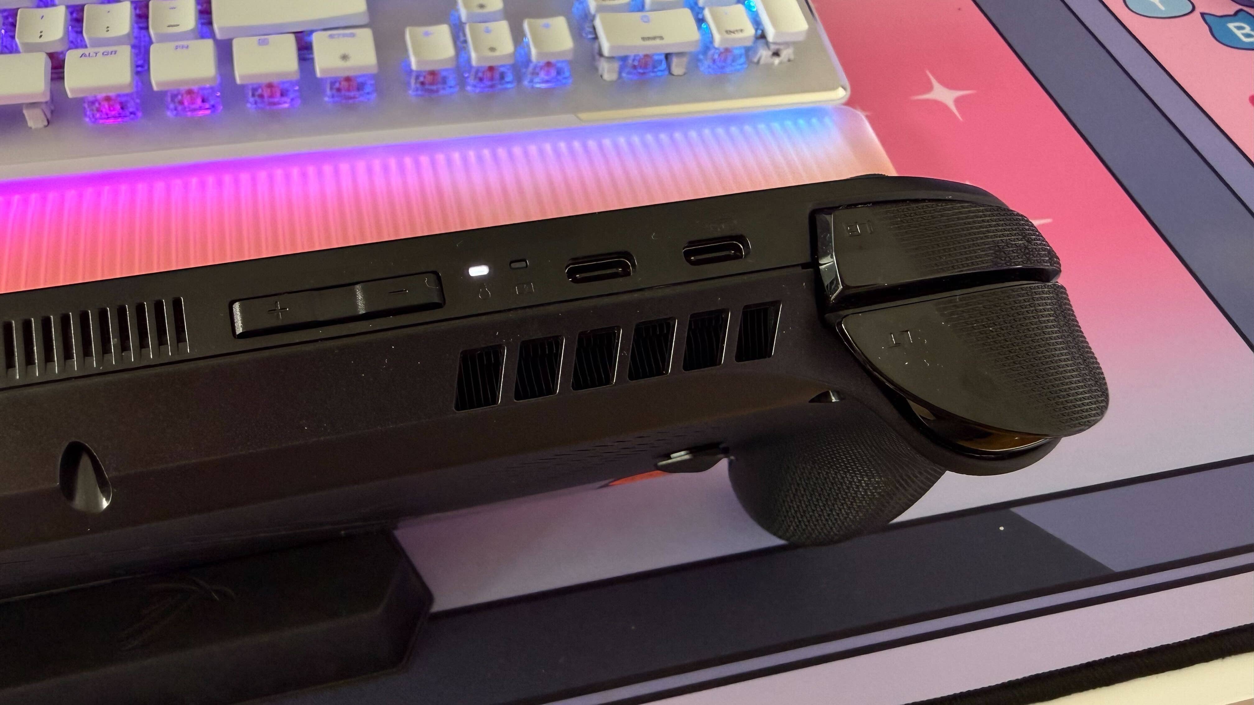 Vue du dessus de la ROG Xbox Ally X.