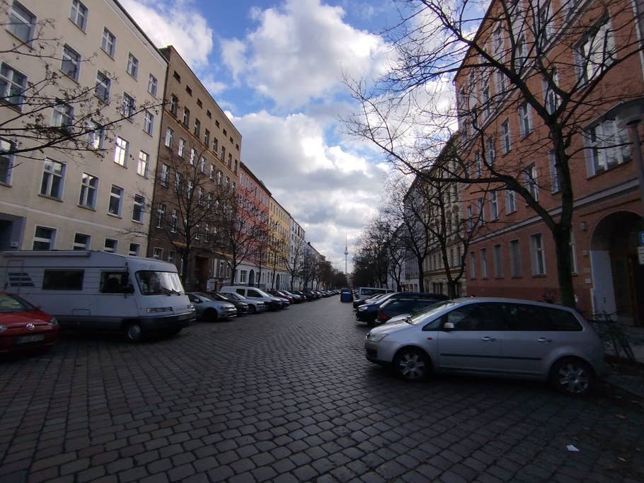 Xiaomi Redmi Note 13 4G: Objectif ultra-grand angle (0,6x)