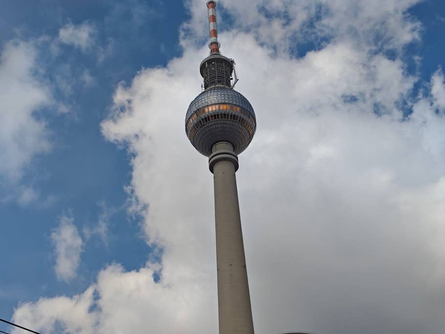 Poco F6:  Objectif principal (zoom numérique 2x)