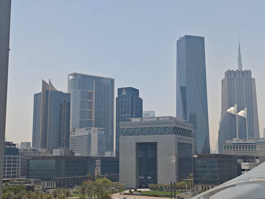 Poco F6:  Objectif principal (zoom numérique 2x)