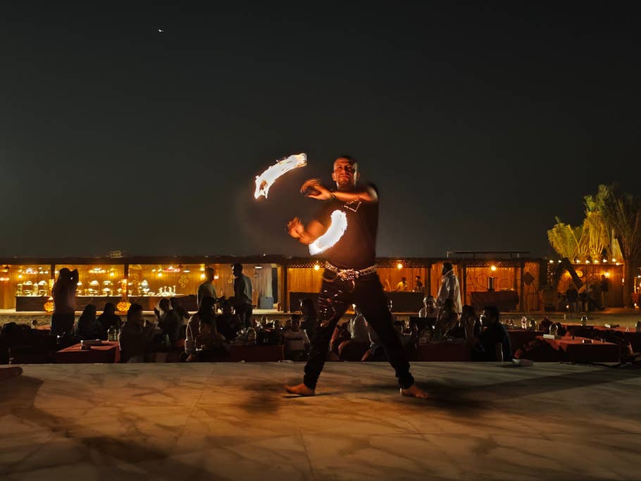 Poco F6:  Objectif principal (zoom numérique 2x)