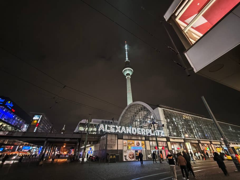 Xiaomi 15 Ultra: Objectif ultra-grand angle (0,6x)