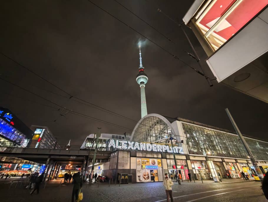 Xiaomi 15: Objectif ultra-grand angle (0,6x)