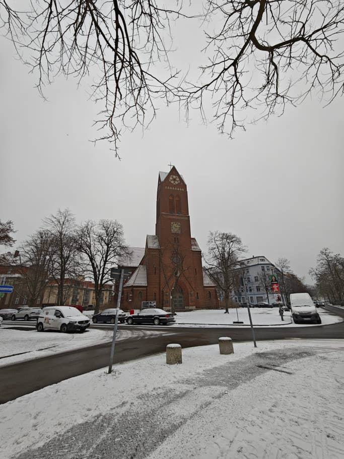 Xiaomi 15 Ultra: Objectif ultra-grand angle (0,6x)