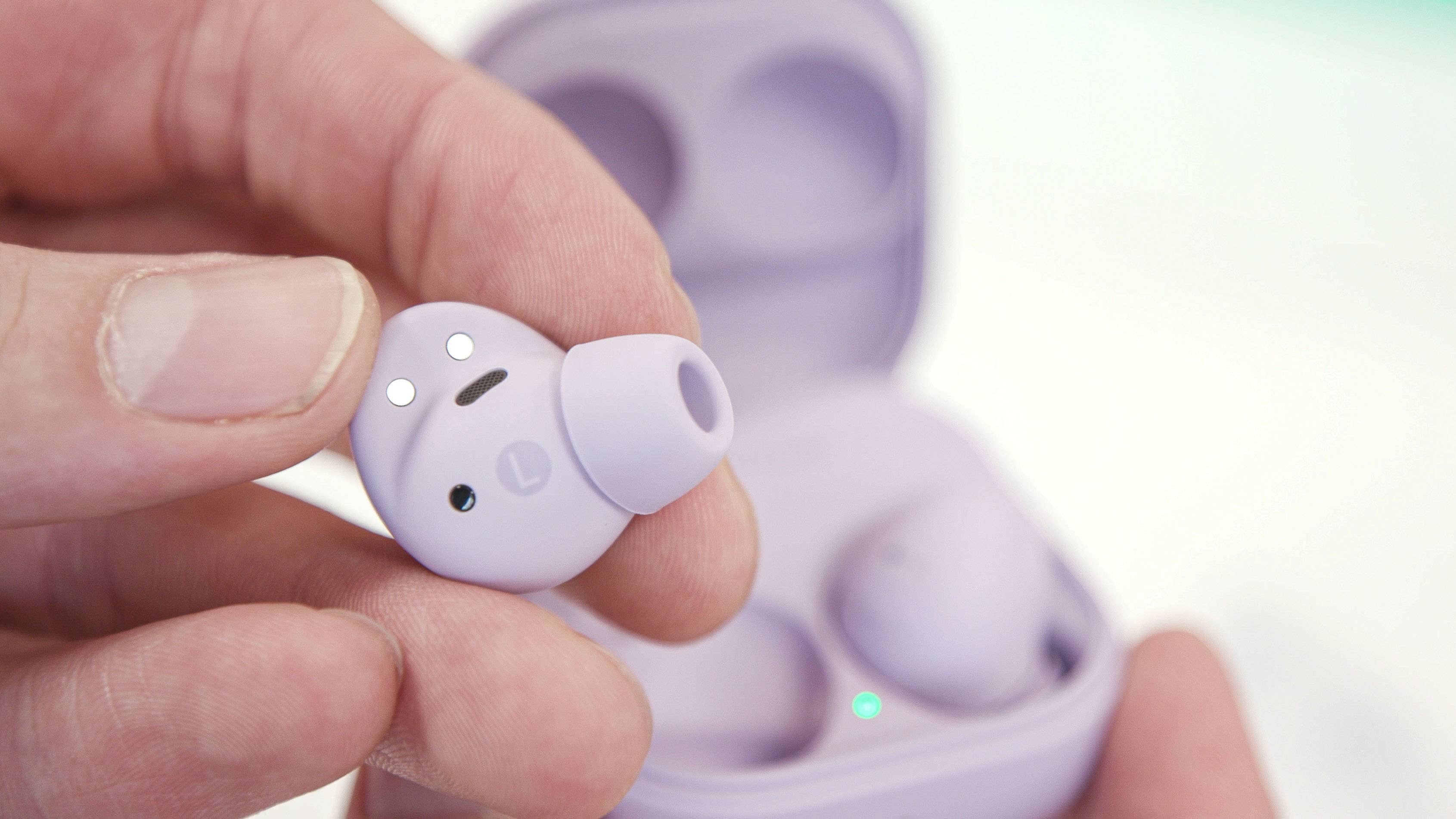 Samsung Galaxy Buds 2 Pro Detailaufnahme