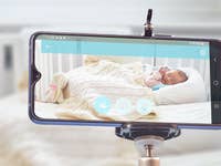 NextPit-smartphone-as-baby-monitor.jpg