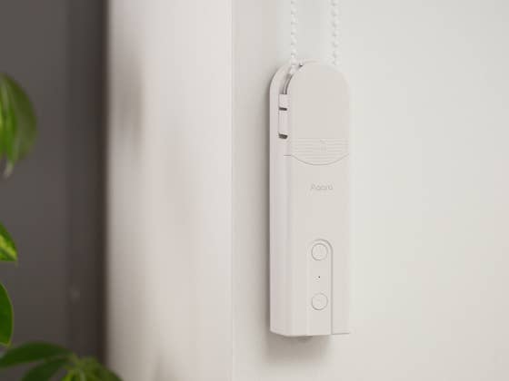 Test: Ce gadget connect&eacute; pas cher qui enroule vos stores va changer votre vie (non)