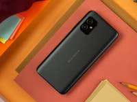 Zenfone 8