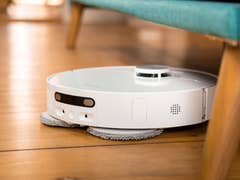 Le Dreame L10s Ultra garantit des sols étincelants.