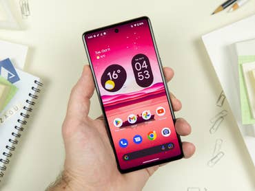 Google Pixel 7 test ecran vu de face