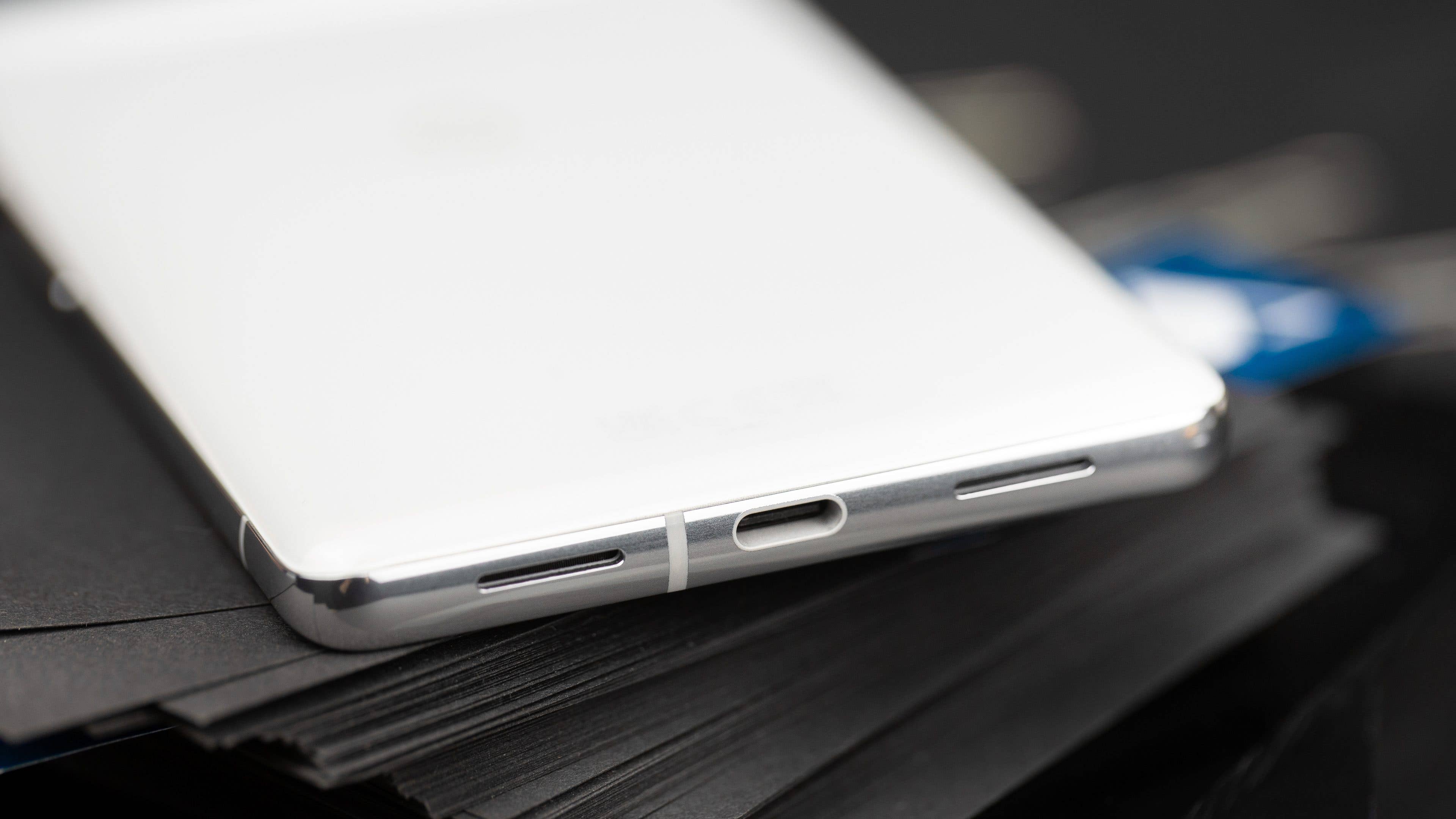 Le Pixel 7 Pro n Google Pixel 7 Pro port USB-C