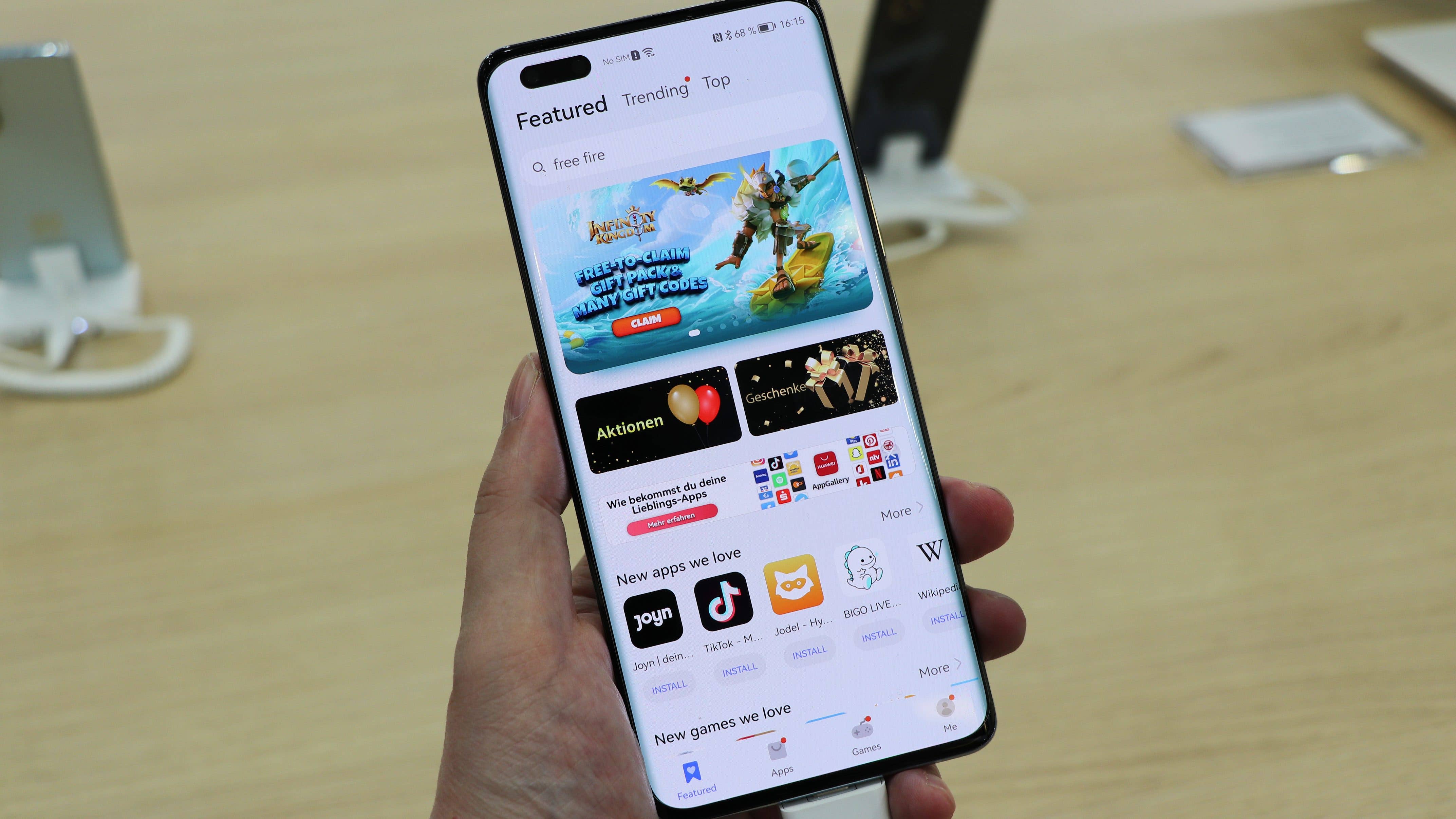 Huawei Nova 10 Pro mit hauseigener AppGallery.