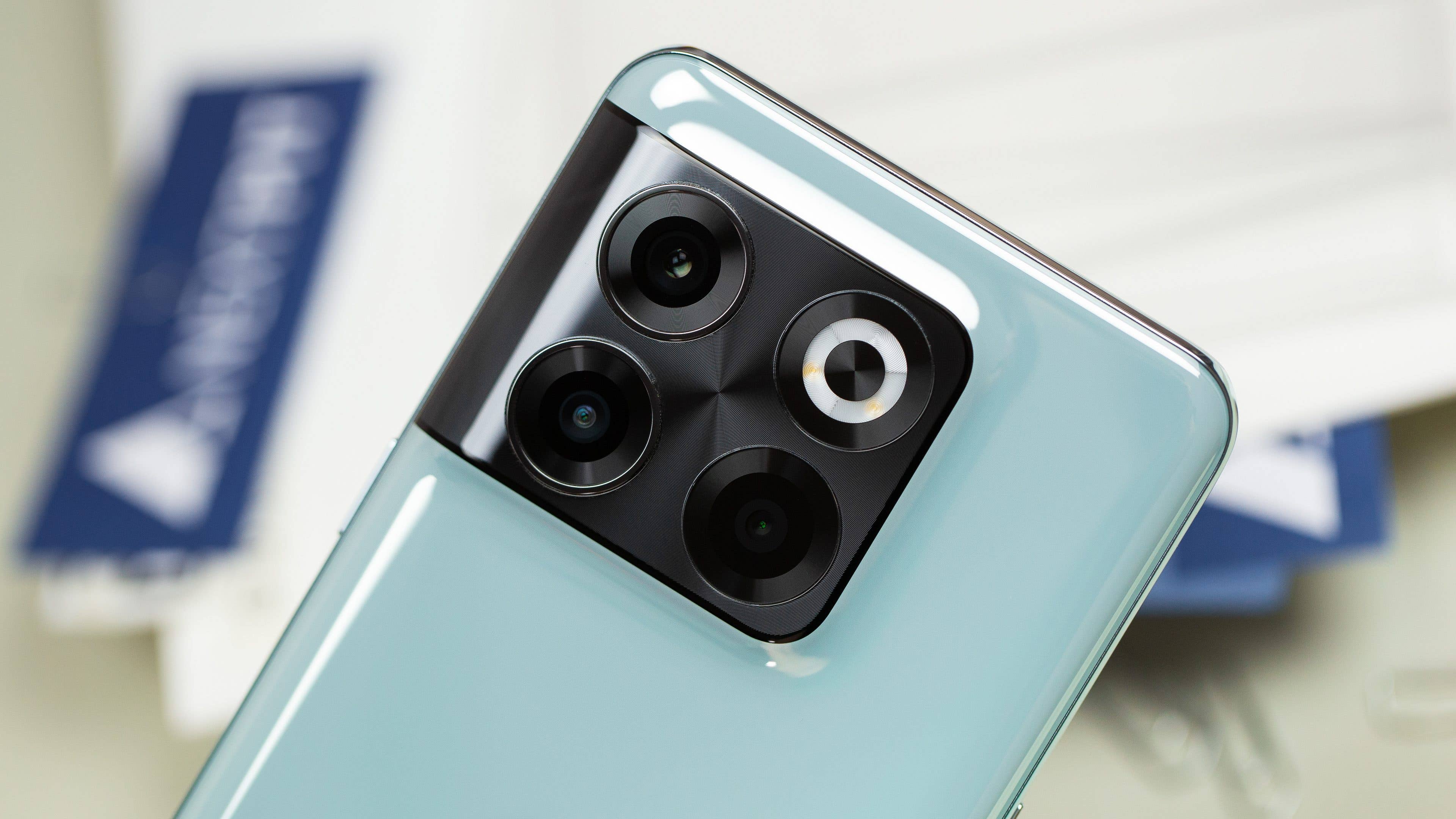 OnePlus 10T OnePlus 10T