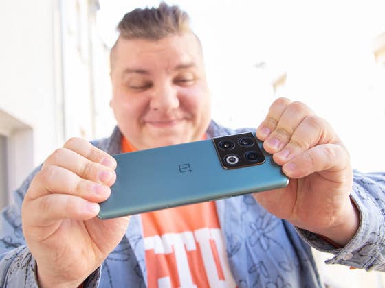 Test du OnePlus 10 Pro: Moins cher que Xiaomi, plus puissant que Samsung avec une touche d&rsquo;Oppo