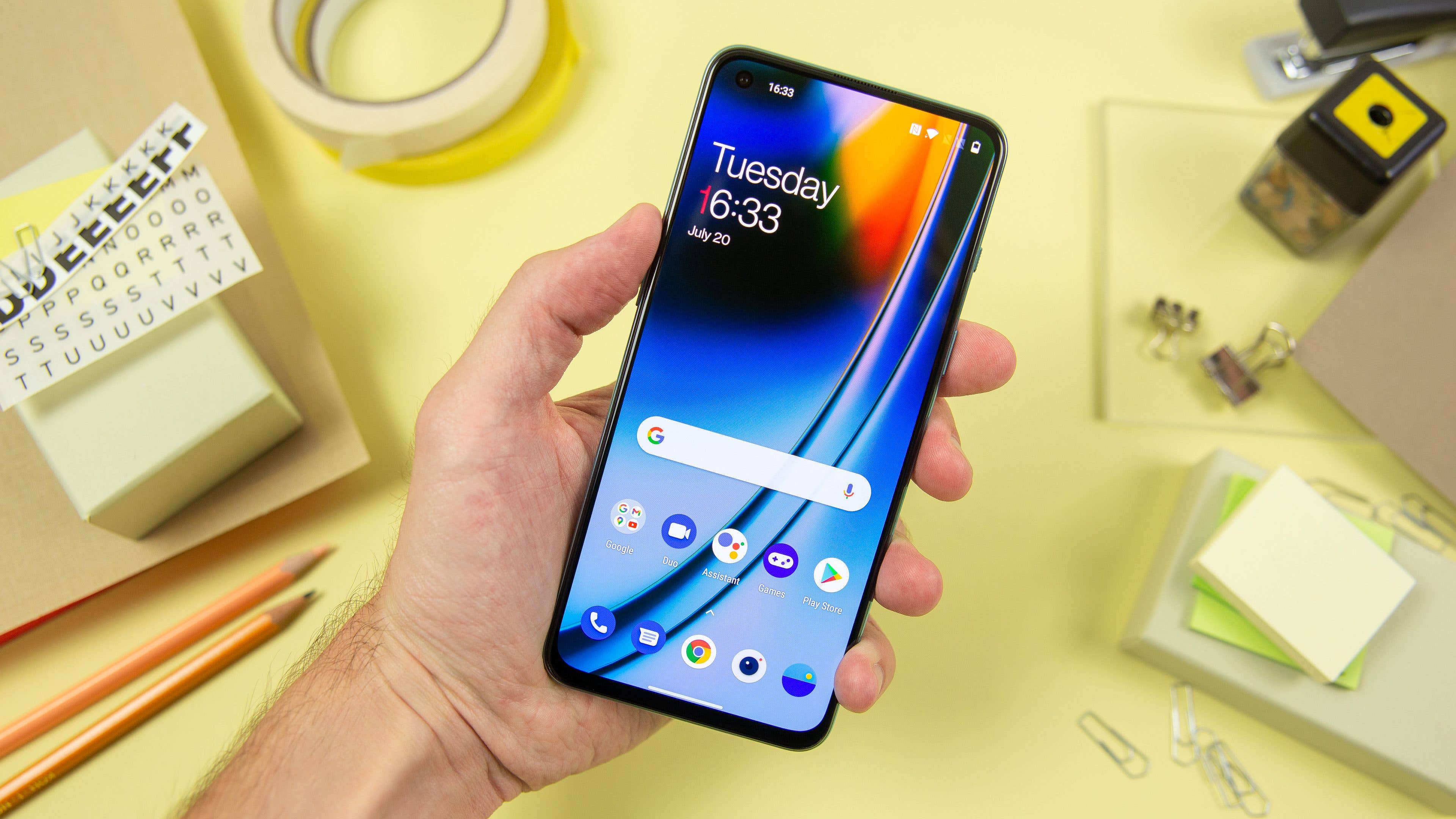 NextPit OnePlus Nord 2 display