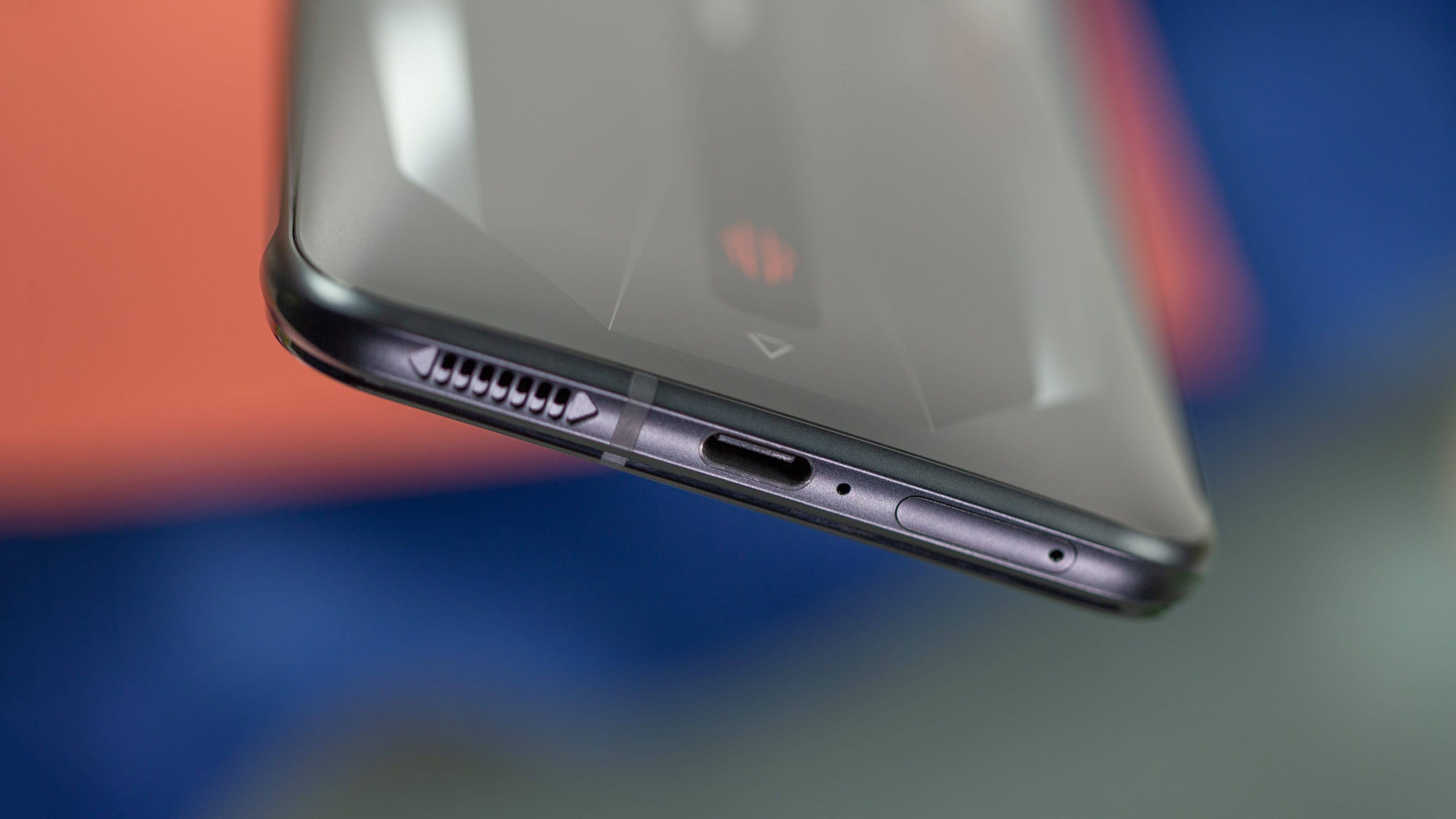 NextPit RedMagic 6 battery usb