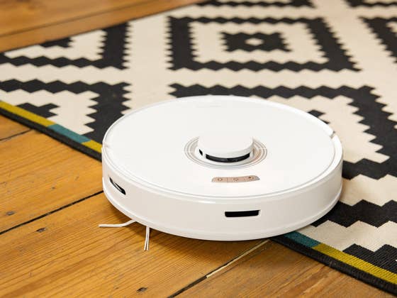 130€ de réduction sur l’aspirateur robot Roborock Q7 Max+, vraiment?