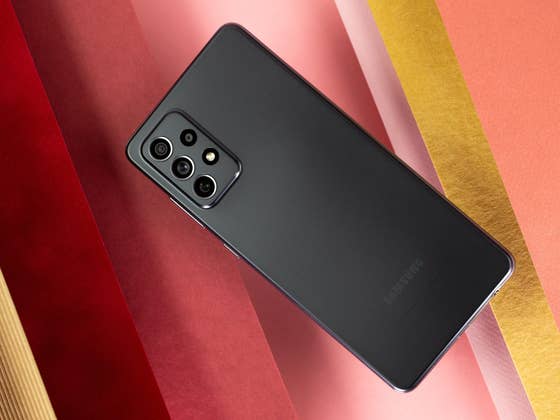 Test du Samsung Galaxy A72: Le top du milieu de gamme Samsung en 2021