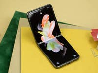 Samsung Galaxy Z Flip 4Si Samsung répète (ou améliore) son calendrier de mise à jour, le Galaxy Z Flip 4 devrait recevoir Android 14 avant décembre