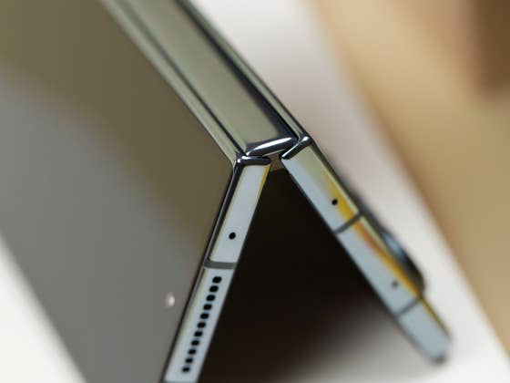 OnePlus Fold: Voici à quoi devrait ressembler le smartphone pliable