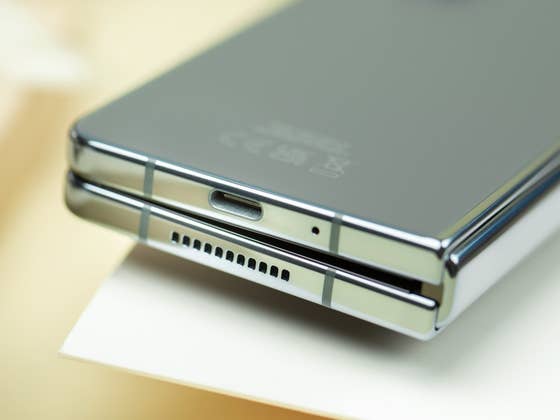 Les batteries des Samsung Galaxy Z Fold 5 et Flip 5 vont les rendre plus réparables