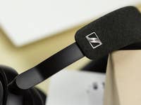 NextPit_Sennheiser_Momentum_4_Wireless_S.jpg