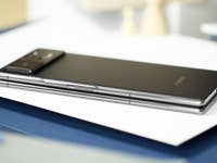 Xiaomi Mix Fold 2 test complet smartphone replié en deux et posé à plat