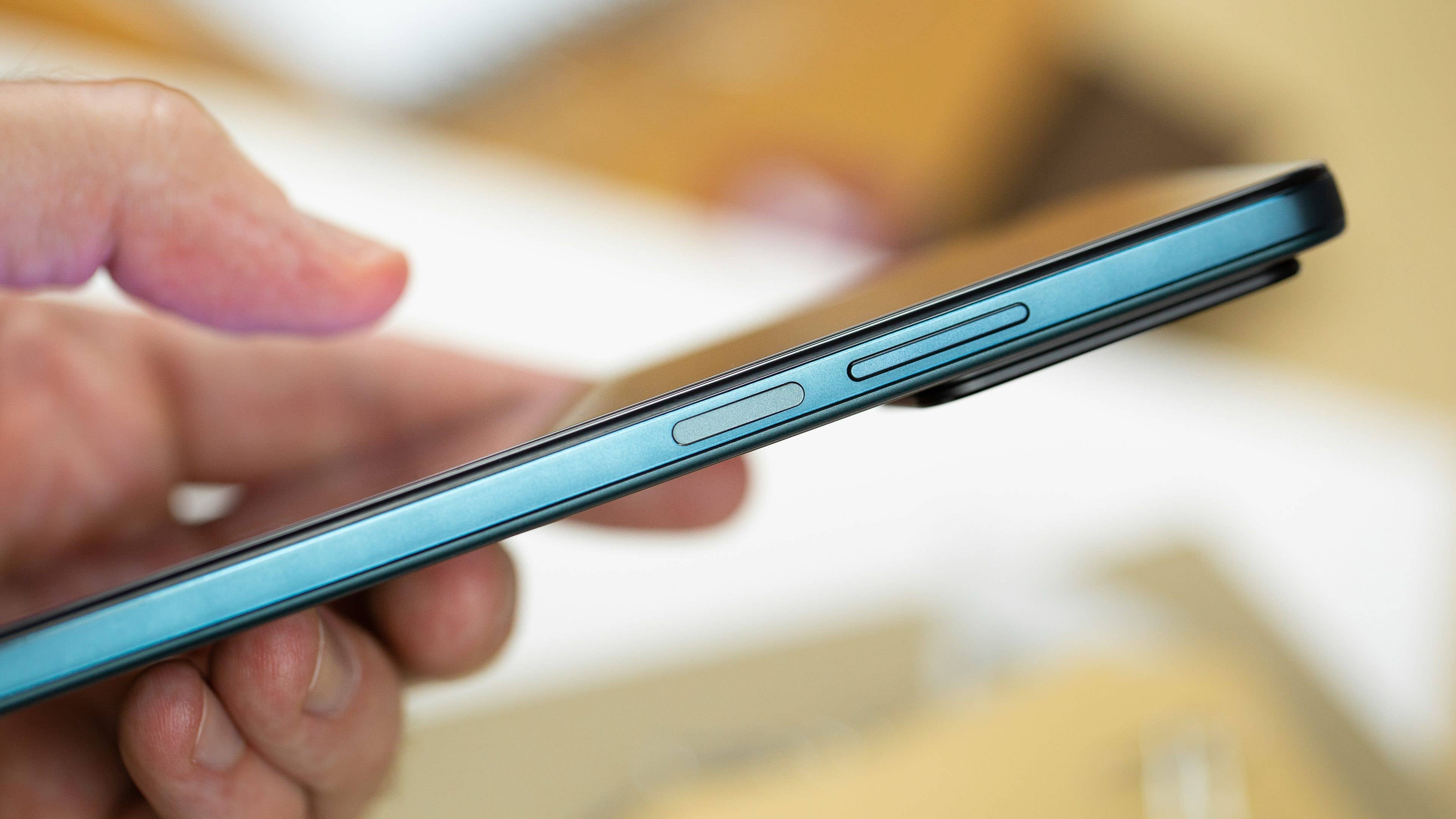 Xiaomi Redmi Note 11 Pro Plus 5G Design form factor