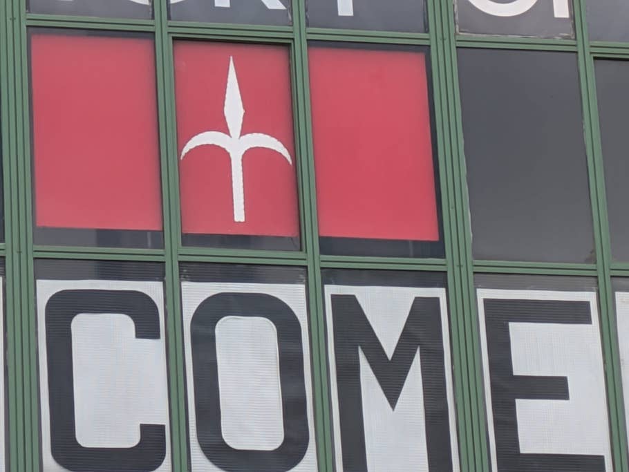 Google Pixel 8a: Objectif principal (zoom numérique 8x)