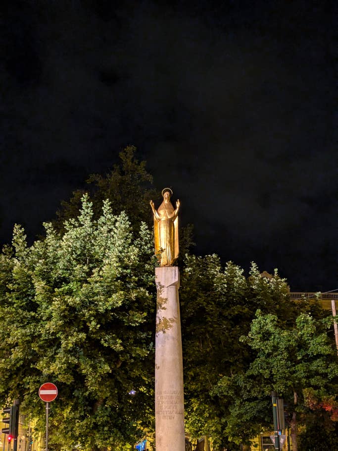 Google Pixel 8a: Objectif principal (zoom numérique 2x)