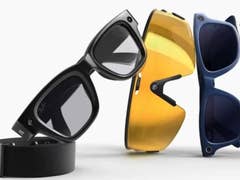 Une collection de lunettes intelligentes Ray-Ban de styles et couleurs variés présentée sur un fond clair.
