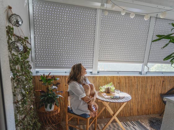 La canicule vous étouffe ? Voici comment rafraîchir naturellement votre maison de jusqu’à 10 degrés