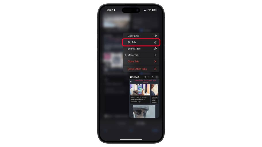 Appareil iOS affichant des options du0027onglet de navigateur avec u0027Épingler lu0027ongletu0027 en surbrillance.